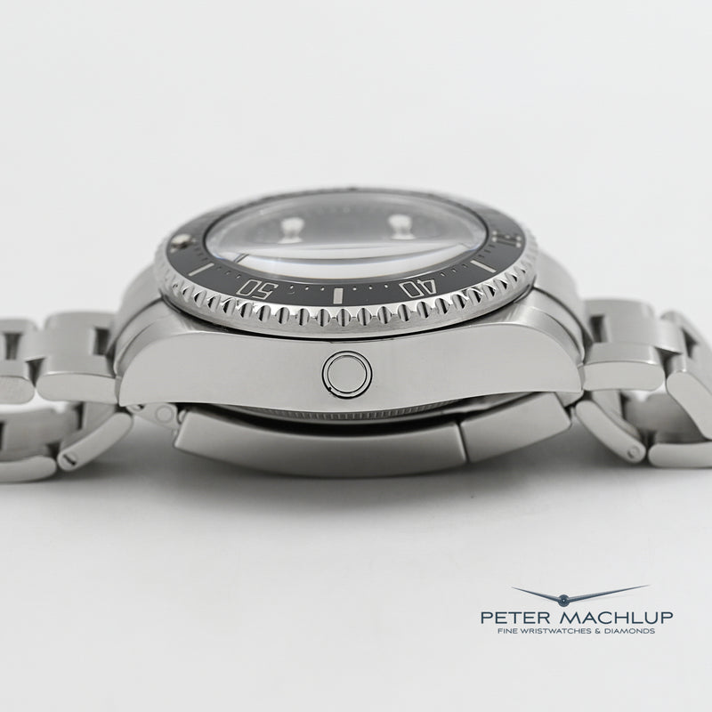Rolex Deepsea Sea-Dweller 44 2012